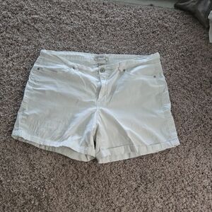 Vintage America White  Shorts Lightweight Cuffed
